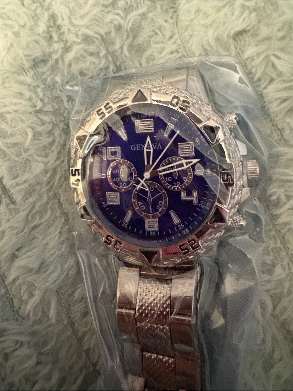 NEW- Geneva gorgeous Christmas Silver Men's Watch with Blue Dial &Silver watch